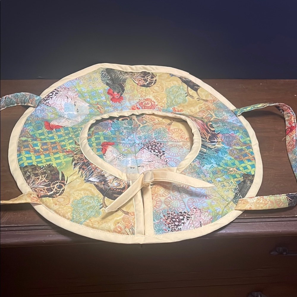 Colorful Quilted Casserole carrier